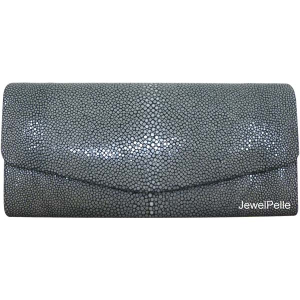 HB0141 - Stingray Clutch with Double Black